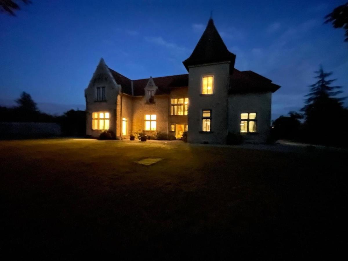 Chambres Au Chateau Du Mouillat Saint-Clair-de-la-Tour المظهر الخارجي الصورة