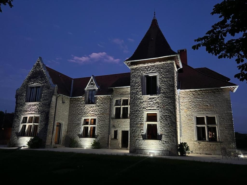 Chambres Au Chateau Du Mouillat Saint-Clair-de-la-Tour المظهر الخارجي الصورة